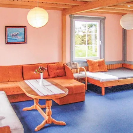 Beautiful In Vakantiehuis Ustronie Morskie